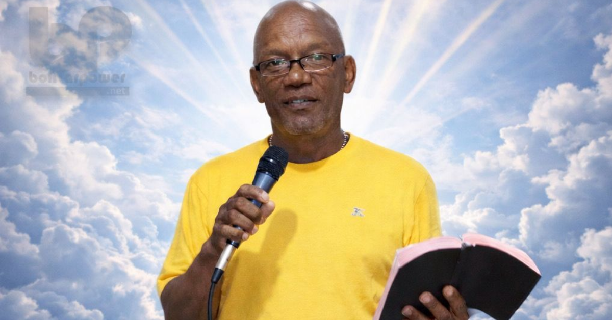 Santiago despide a Kiko Sosa, pilar del mini basket