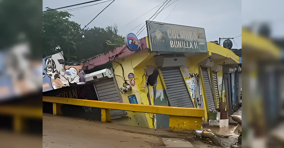 Colapso de centro comercial en Gaspar Hernández por lluvias