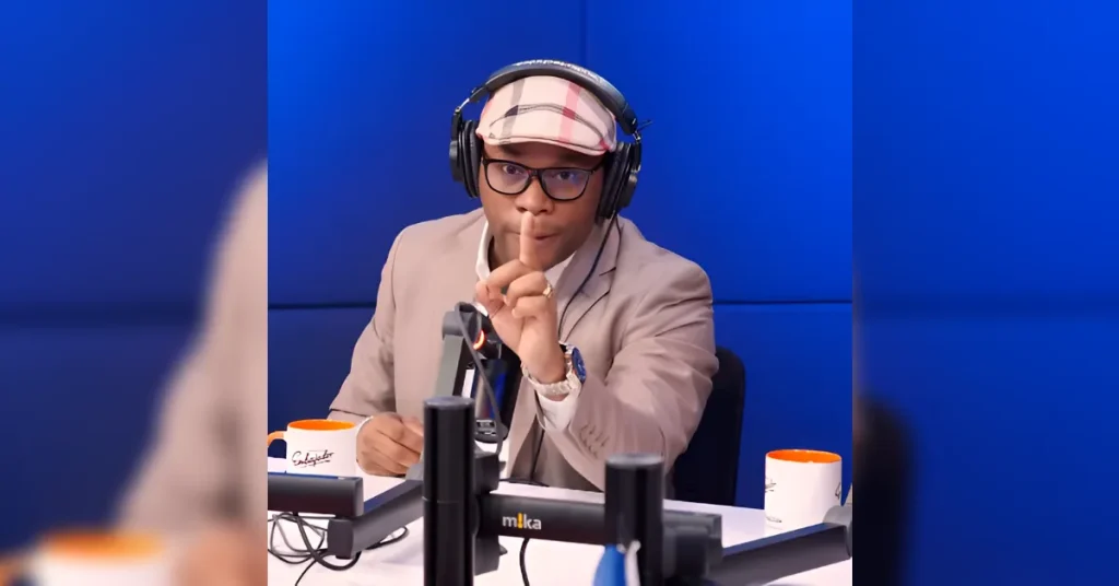 Ramón Tolentino denuncia presunto robo de dinero policial